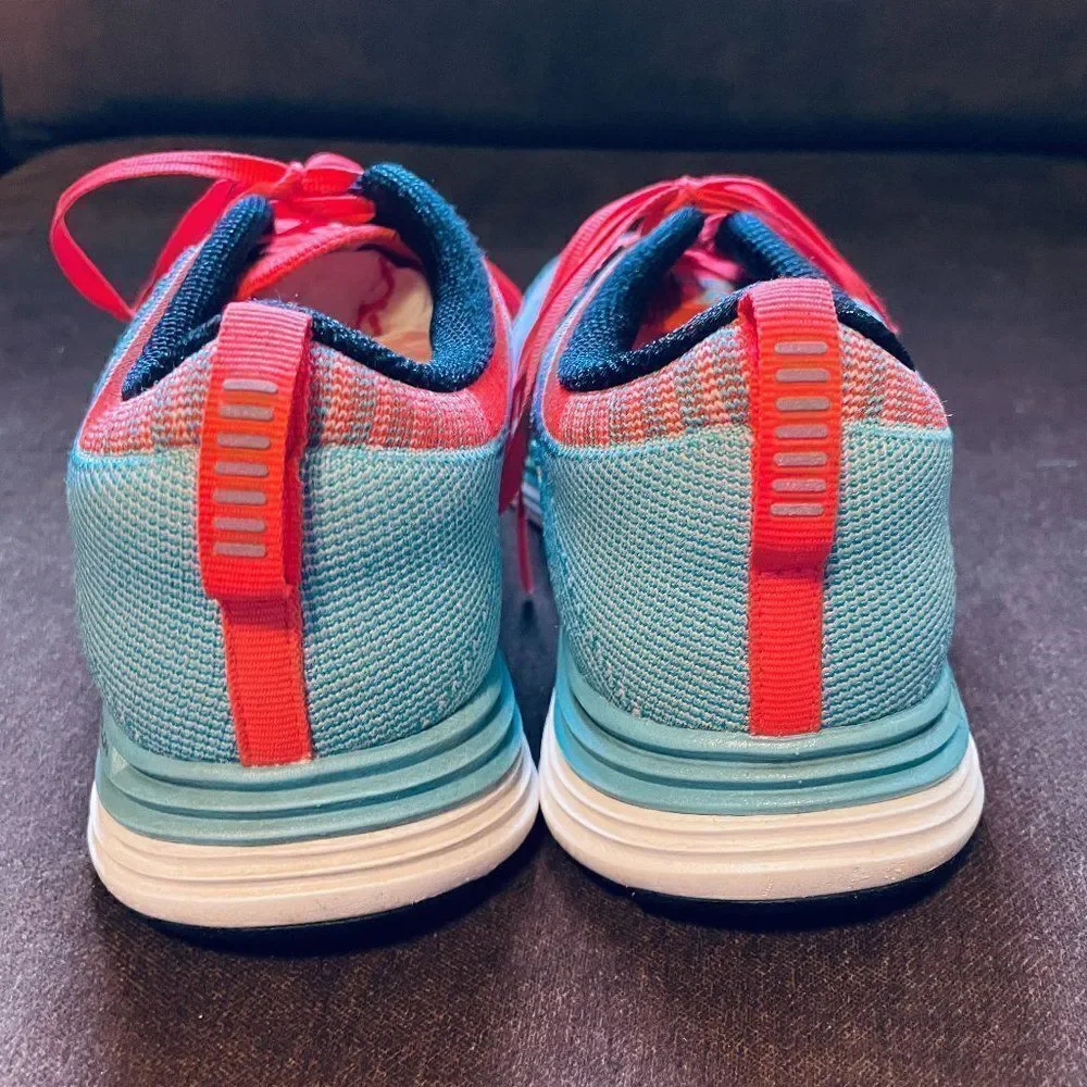 Excellent NIKE FLYKNIT Lunar 1 Blue Coral sz 8 US